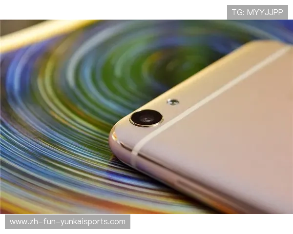 1600万超清柔光自拍 极速体验加成:vivo X7详细评测